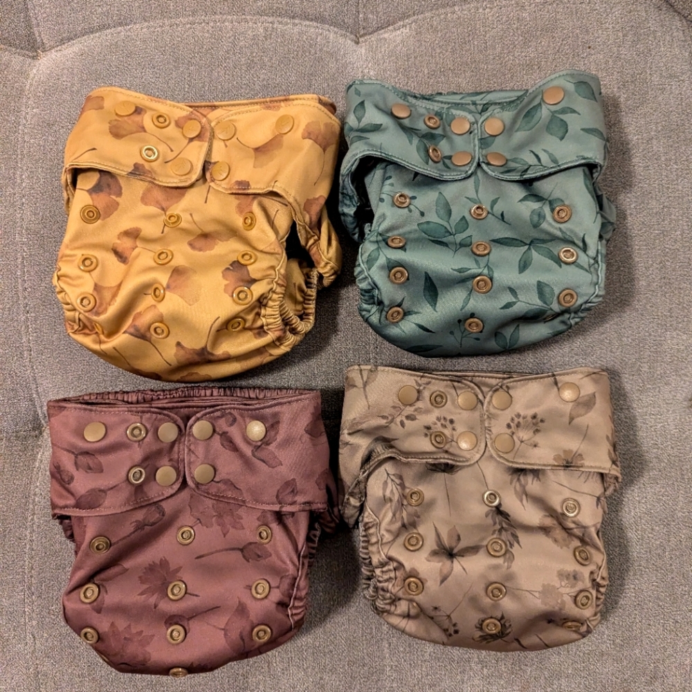 4 Elskbar Cloth Diaper Covers